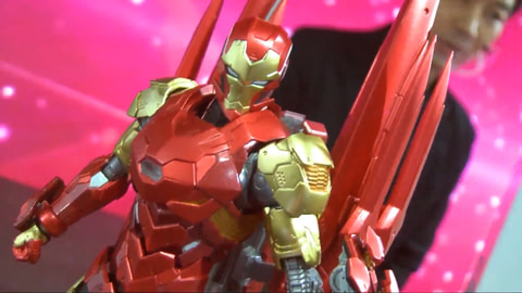 清水栄一デザインのスーツでヒーローが戦うマーベル新作「TECH-ON