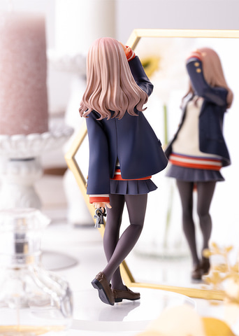 ダイナゼノン 南夢芽 マスコットぬいぐるみ ダイナゼノン』南夢芽がフィギュア化。彼女の繊細な魅力を再現