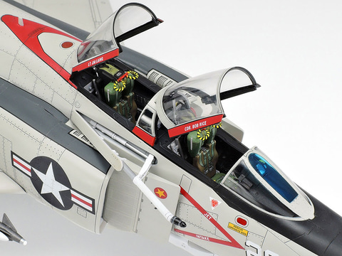 タミヤ、「1/48 マクダネル・ダグラス F-4B ファントムII」を7月10日