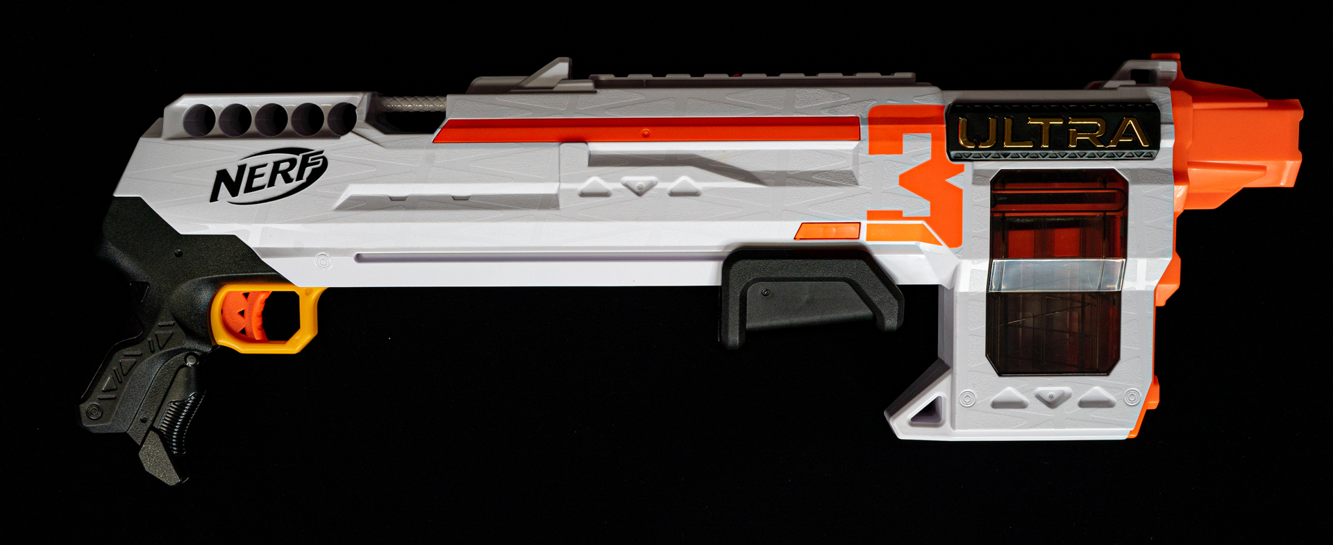 トイガンらしい実銃ではあり得なそうなフォルムも楽しい「ナーフ ウルトラ 3」、実売価格 3,498円(税込)