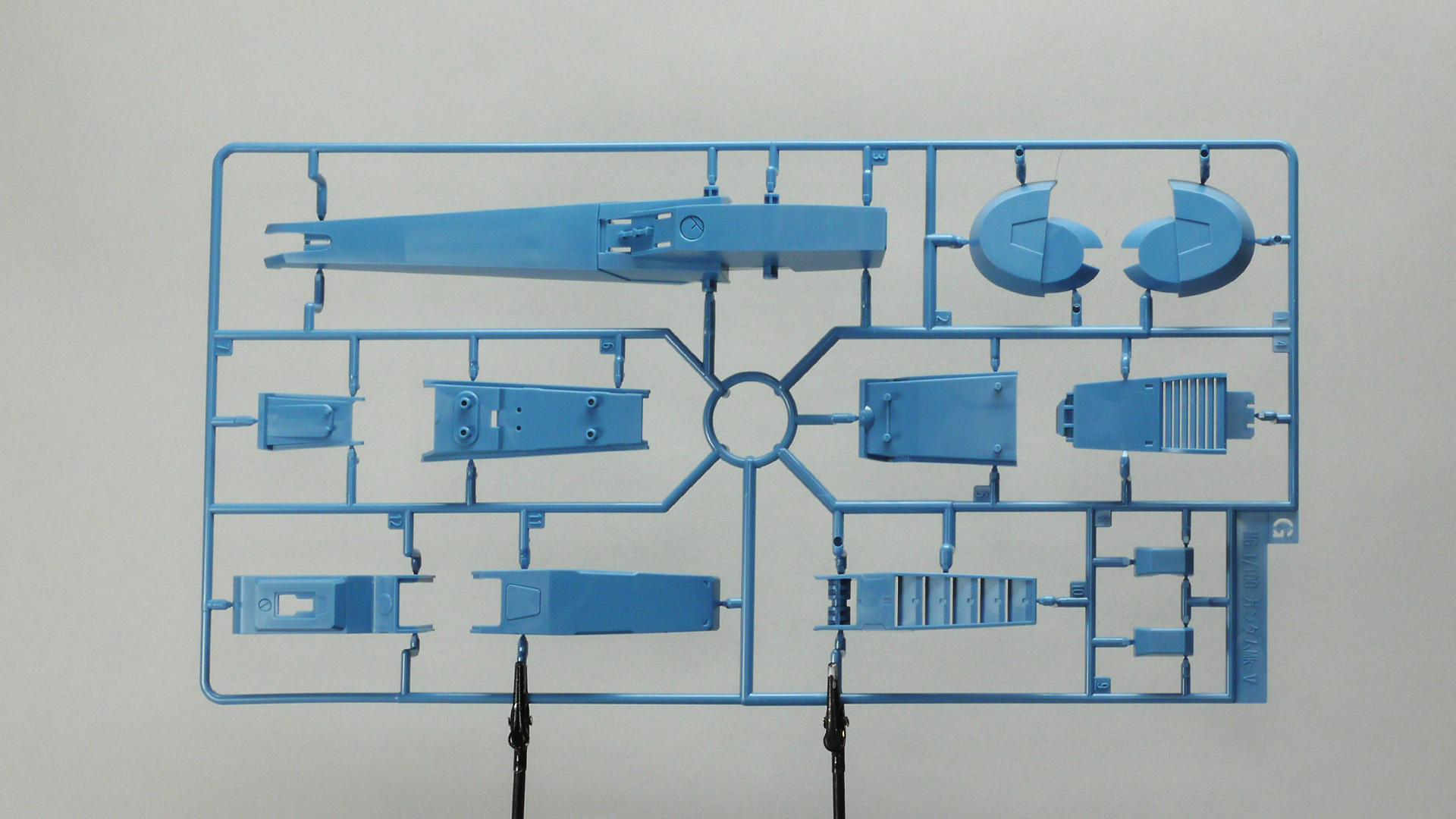 Kランナーの構造に注目です。K2をコアにしてK1が周りを囲むようにスイッチされていて構造が面白いです。