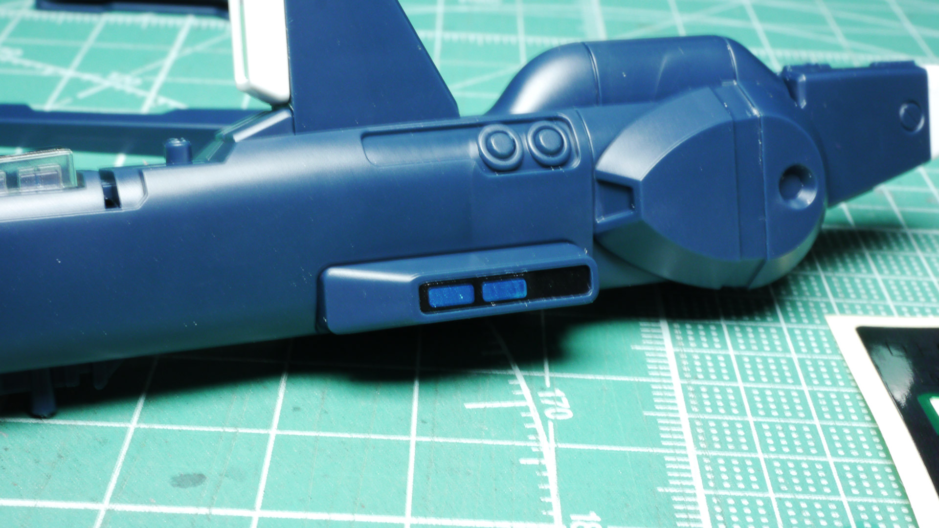 合わせ目がほとんどないすばらしい設計のビーム・ライフル！