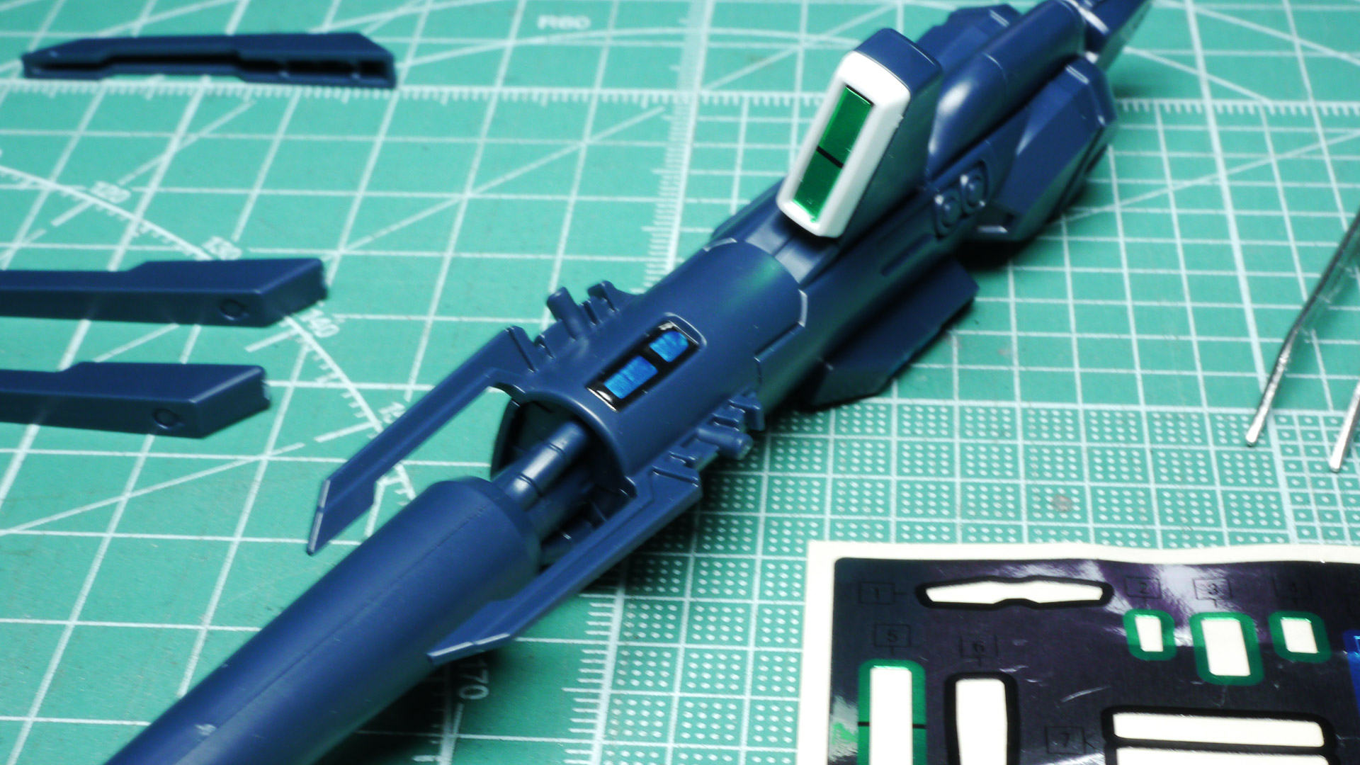 合わせ目がほとんどないすばらしい設計のビーム・ライフル！