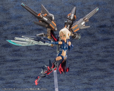 カスタマイズ可能なパーツがセットに！ 「PSO2」に登場する戦闘