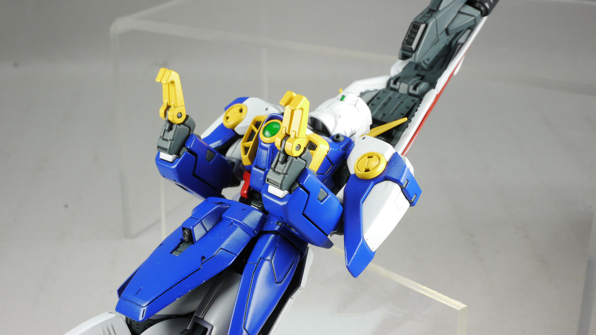 「ばさぁっ！」って聞こえてきそうな新バード形態です