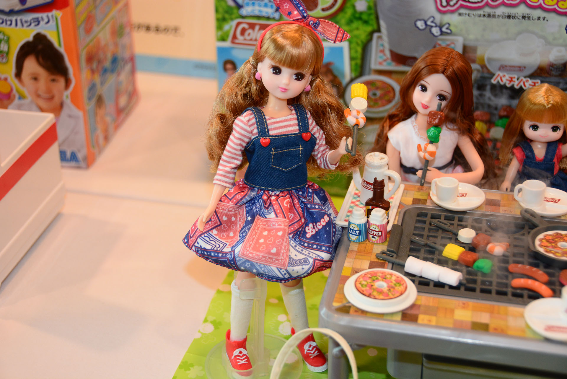 別売りの「リカちゃん ドレス ガーリーピクニック」もこだわりの衣装だ