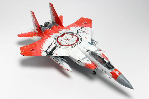 プラッツ、デカールで機体のデザインを再現できる「1/72 F-15Jイーグル