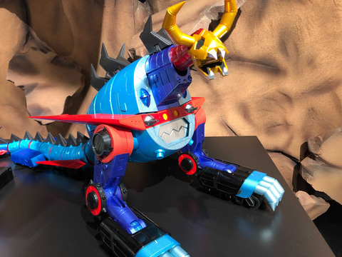 100体の超合金が大集合！ 秋葉原TAMASHII NATIONS TOKYO「祝！GX