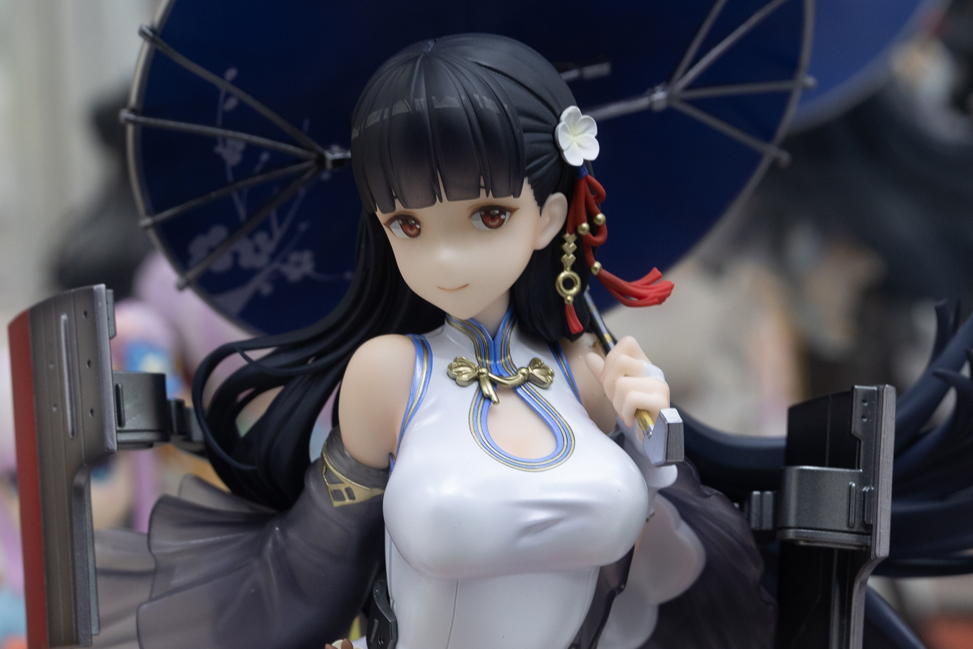 この目元がなんとも言えない、いい雰囲気だ