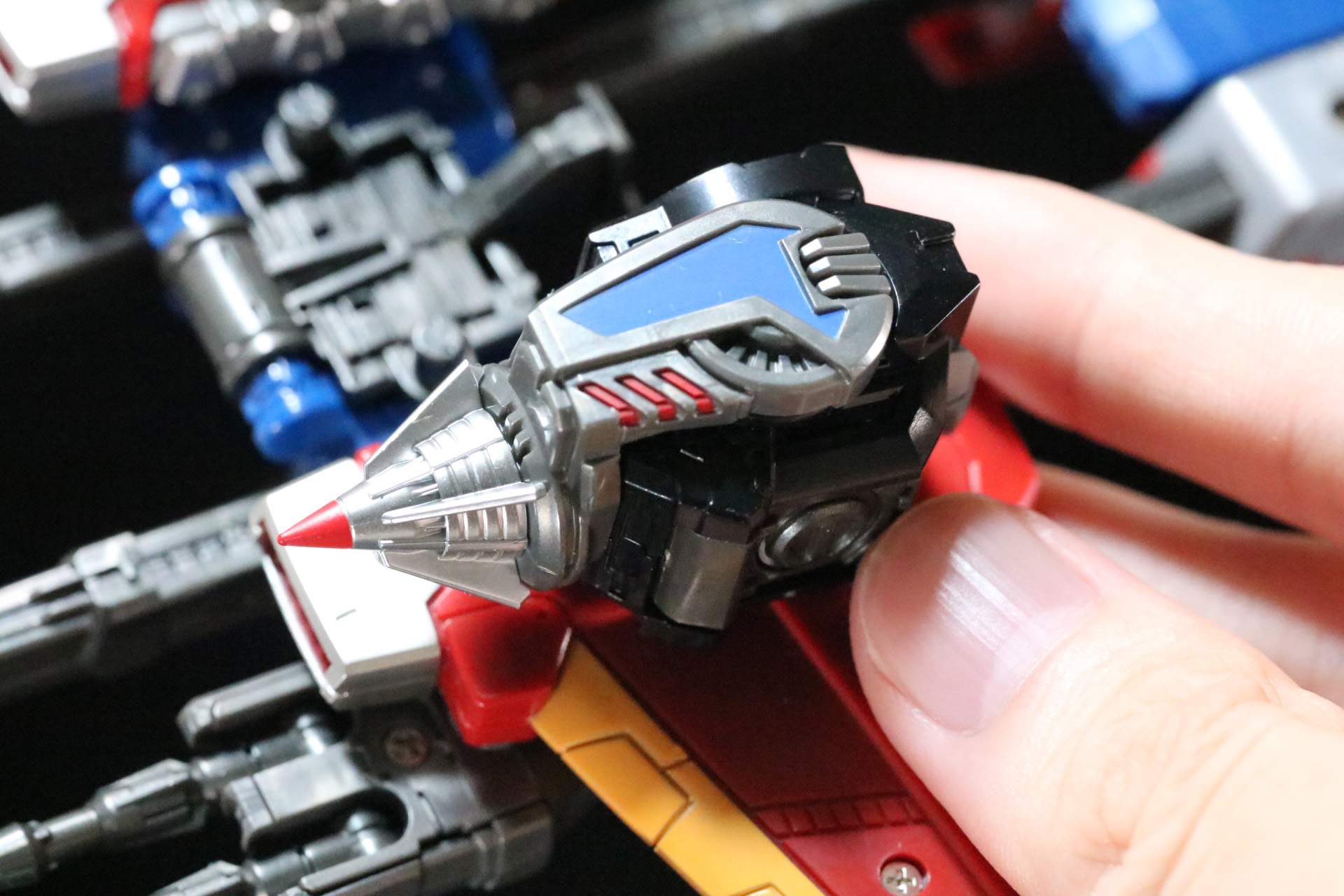 肩アーマー装着