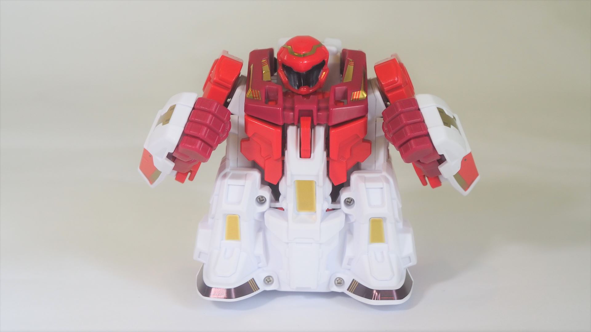 「レッド・ドンッバスター」の正面