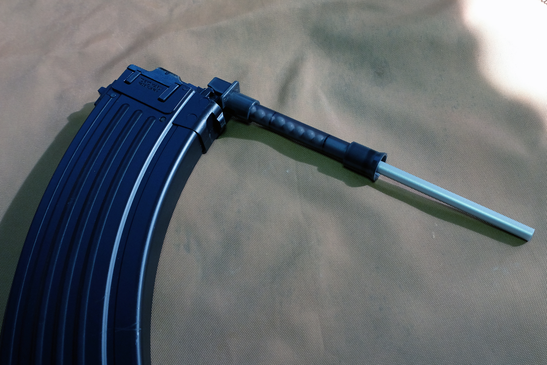 口いっぱいだと、14発入る