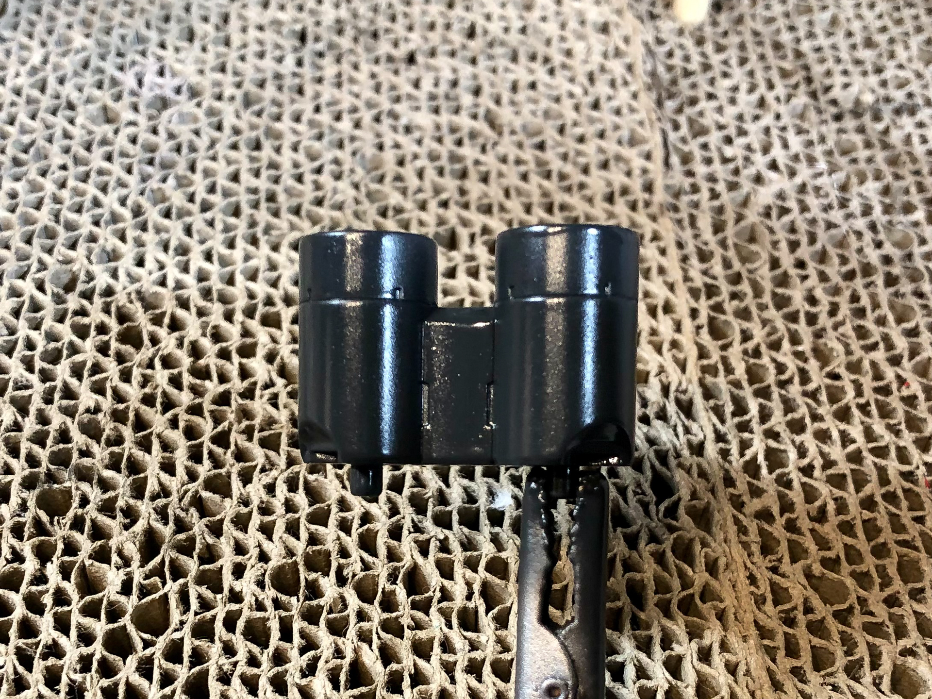 仕上げ塗装で関節はガイアノーツの「NAZCAカラー NC-002 フロストマットブラック」を使用してブラックに