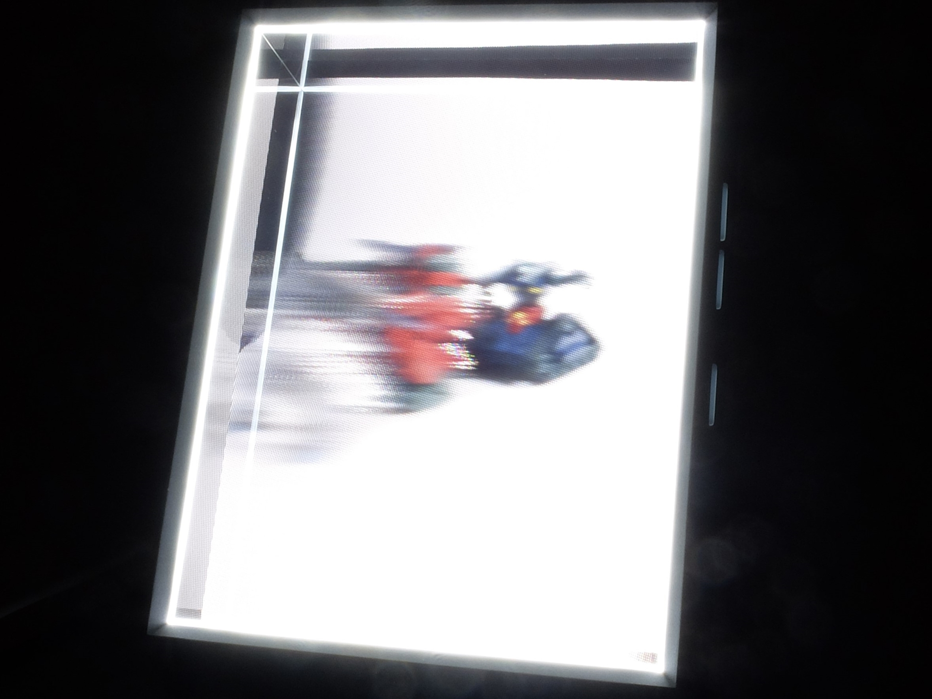 試しに深度を最深に設定してみたところ。この状態だと顔の角度がちょっとズレるだけで角度が大きく変化するほど奥行きがある画像になるのだが、その代わり元がなんだったのかもよく分からない状態になってしまっている