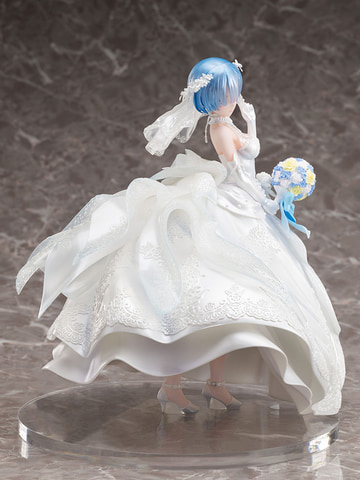 リゼロ レム ウェディングドレス 1/6スケール 塗装済み完成品フィギュア リゼロ」レム、“ドレス”姿でフィギュア化！ 薄地の布の重なり