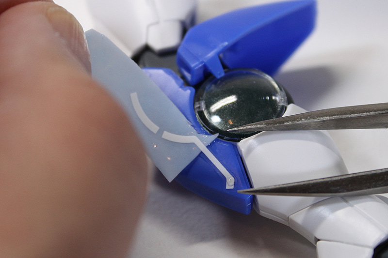 ですので、こうして台紙からスライドさせます