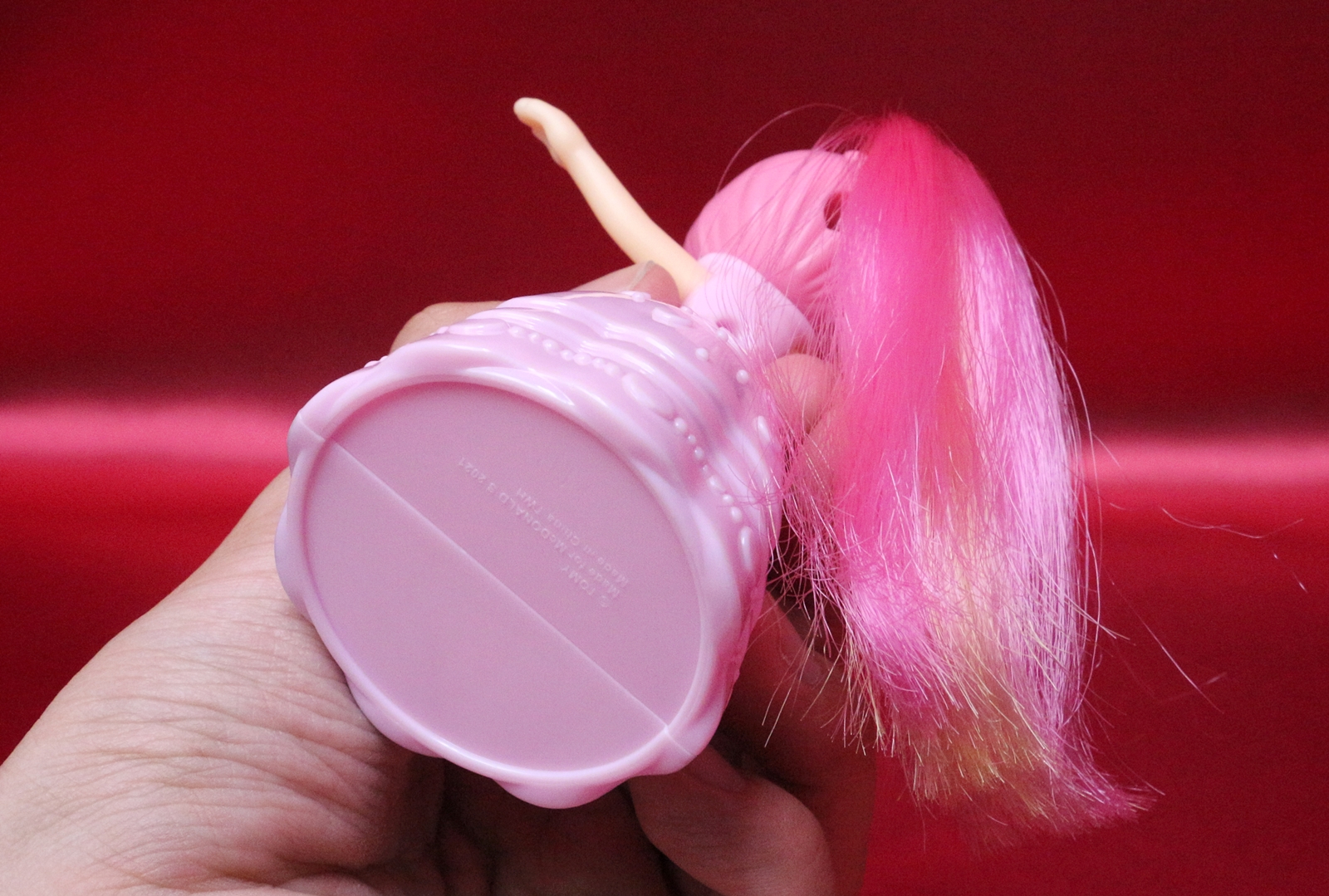 足の部分はなくなっている