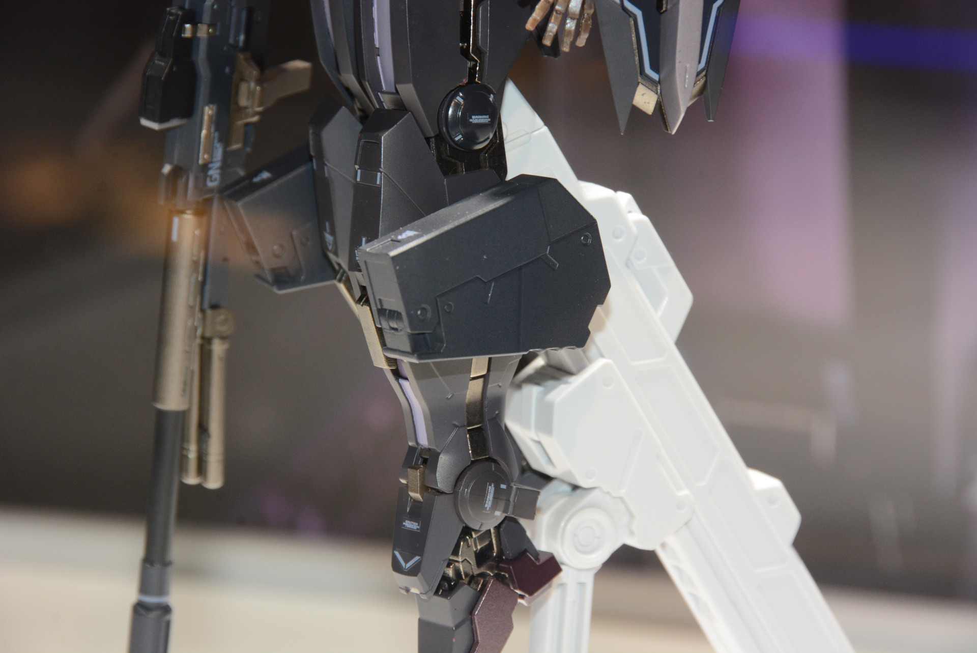 足のGNピストルをはじめ各装備はこれまでの「METAL BUILD ガンダム00」シリーズで活用できそうだ