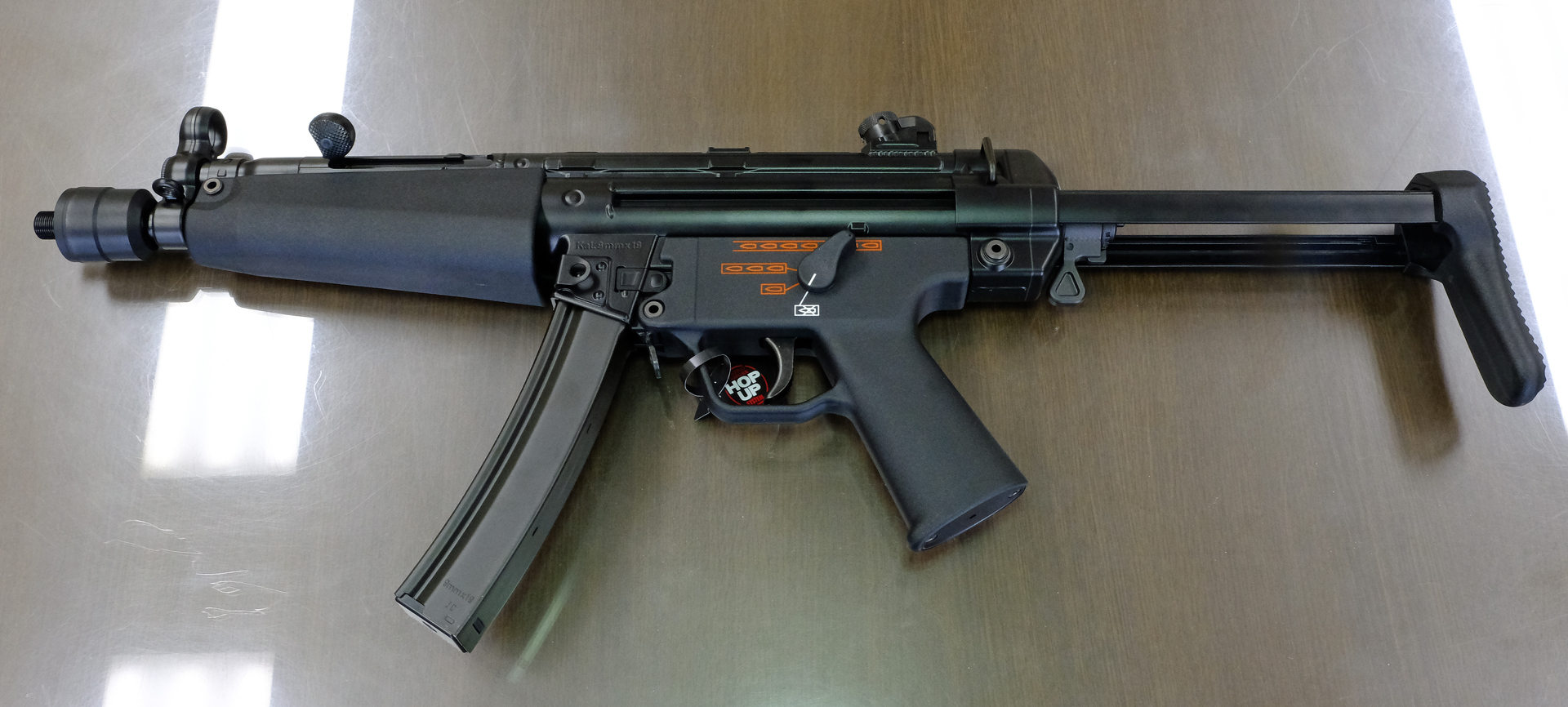 「次世代電動ガン MP5A5」の内部には今後の電動ガンの未来を提示するアイディアが詰まっている