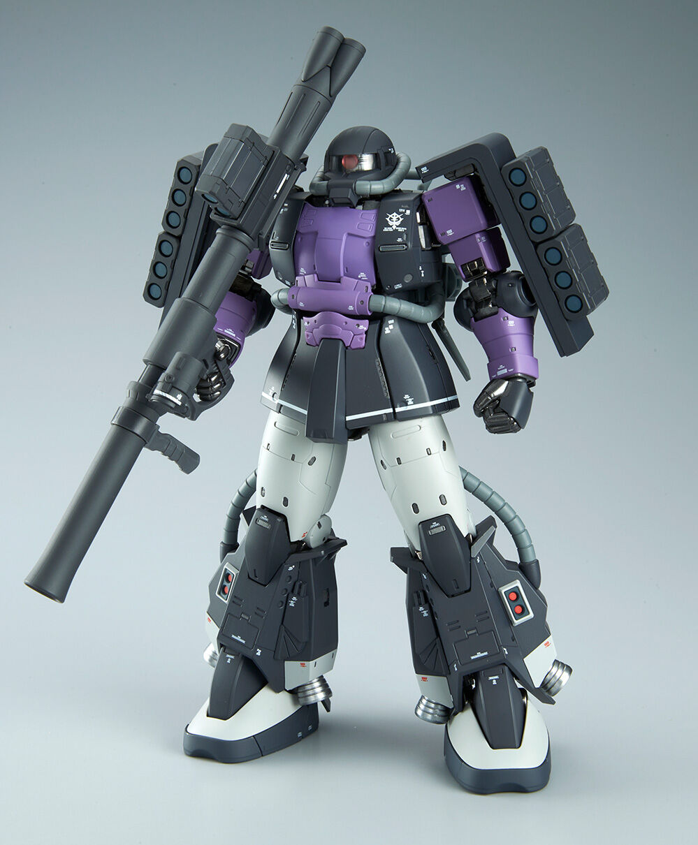 ガイア機は両肩がL字シールドとなっている