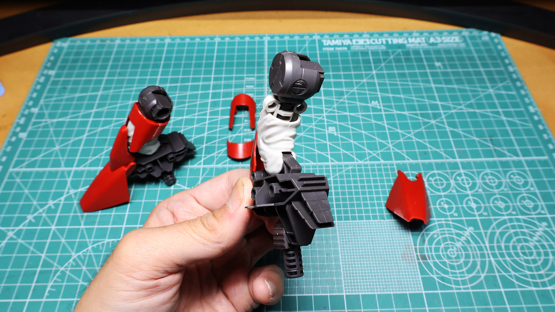 シーリングされた関節部のパーツの合いもよく接合部も目立たない印象