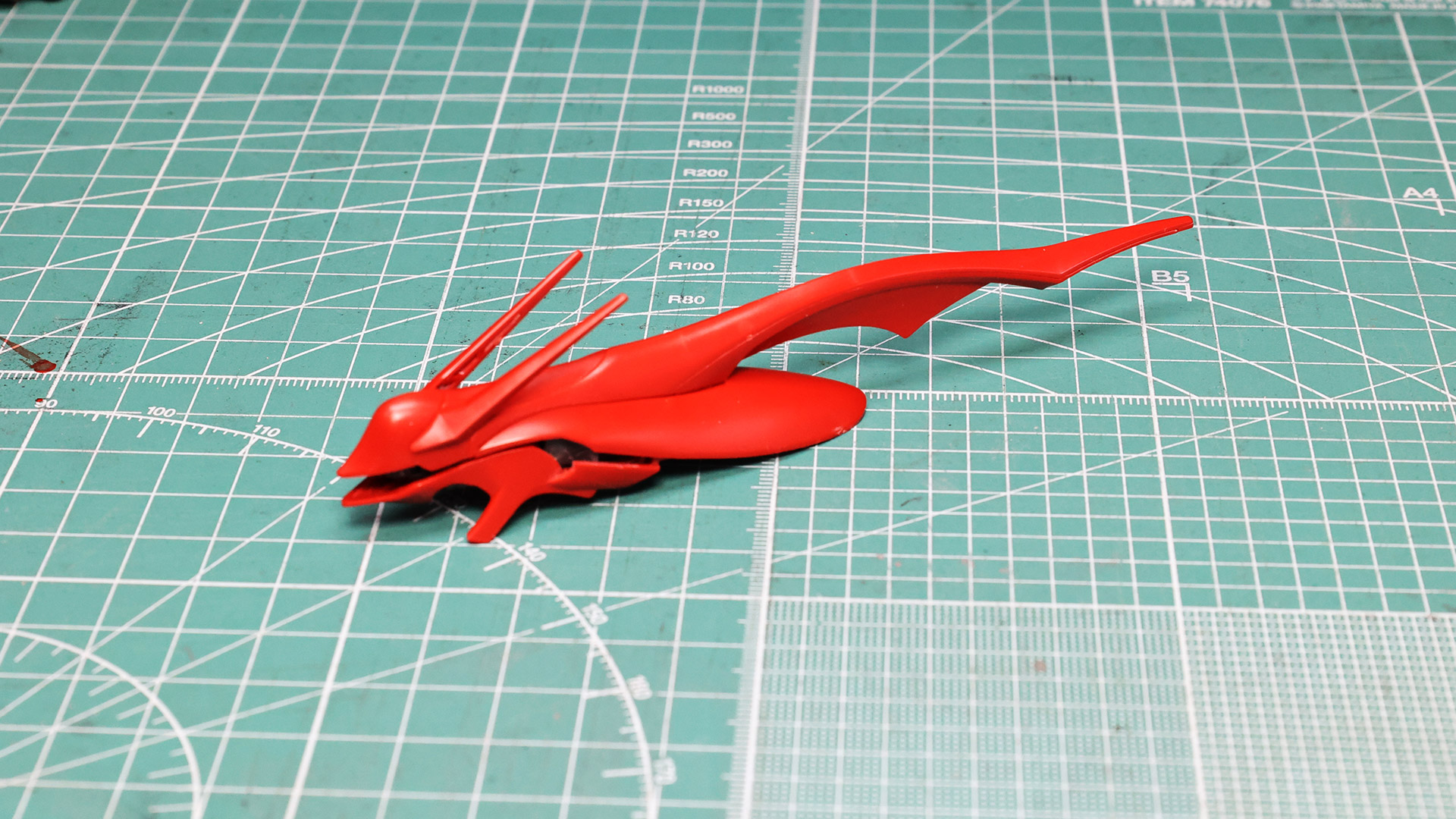 頭部単体だとゲームの敵キャラのようにも見えますね