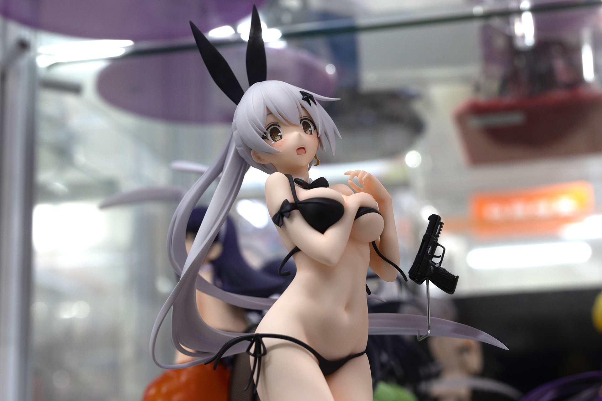 やや下からのショット。なまめかしい肌の感じがたまらない