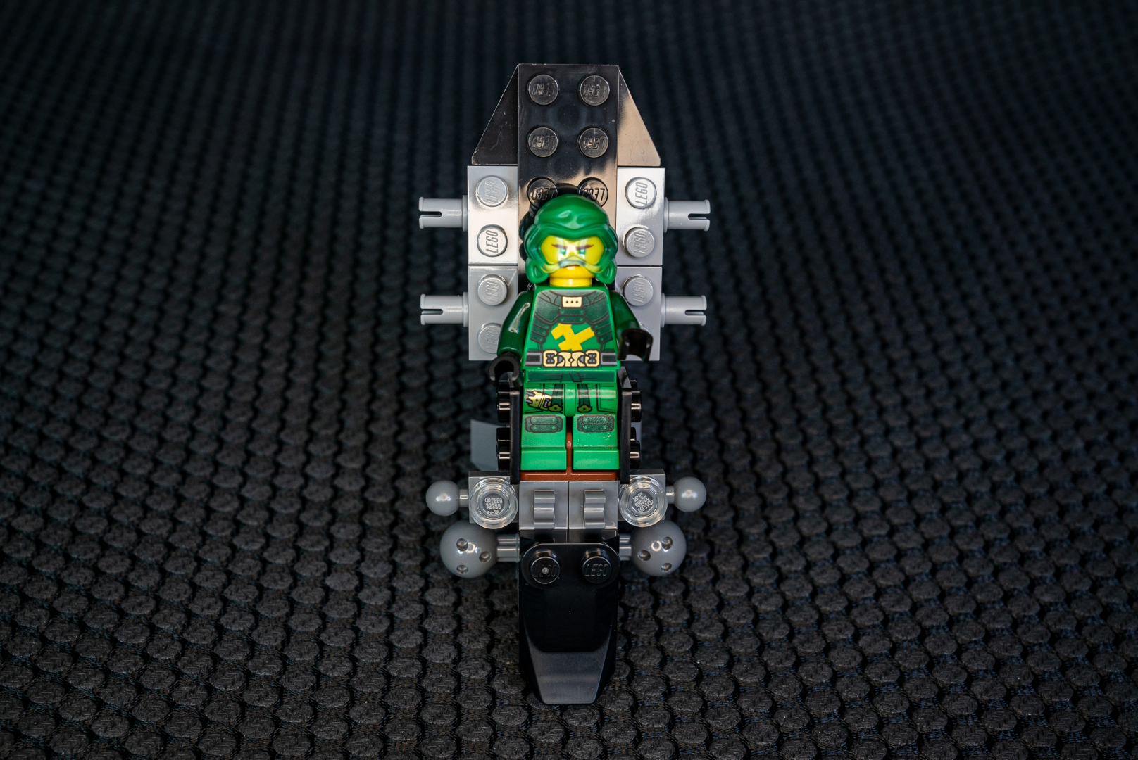 この変形タイルパーツがまさかコクピットの足場になるなんて！