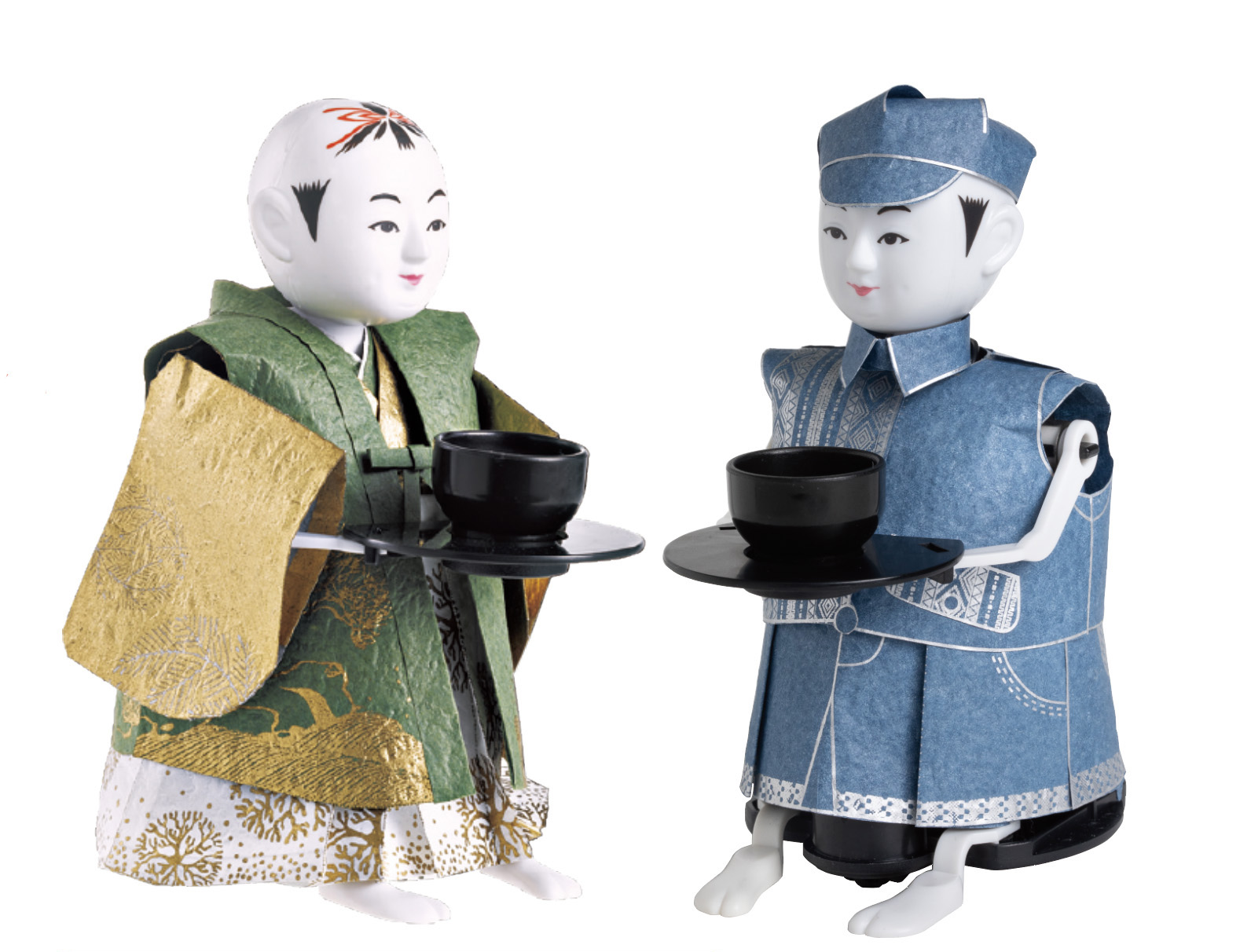 左：本格的な和装、右：作成がかんたんな洋装