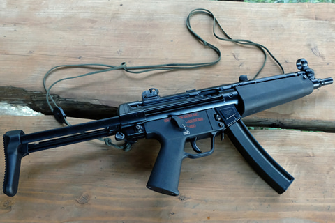 初心者はコレ】東京マルイ HK MP5K HC バッテリー/スリング付き（東京 