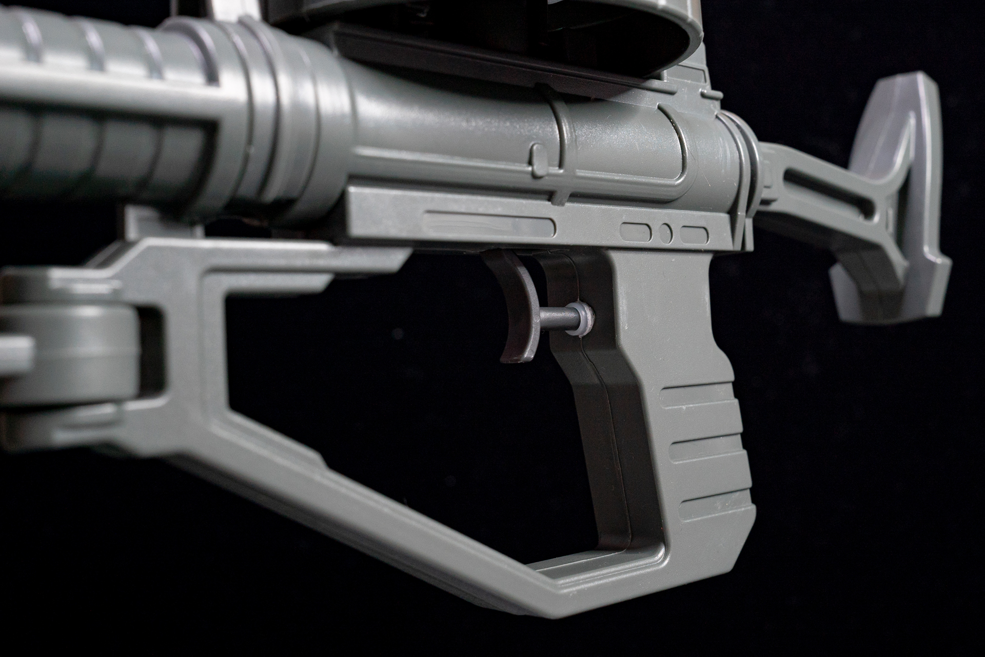 ザク・マシンガンのトリガーデザインも打ちやすさ重視