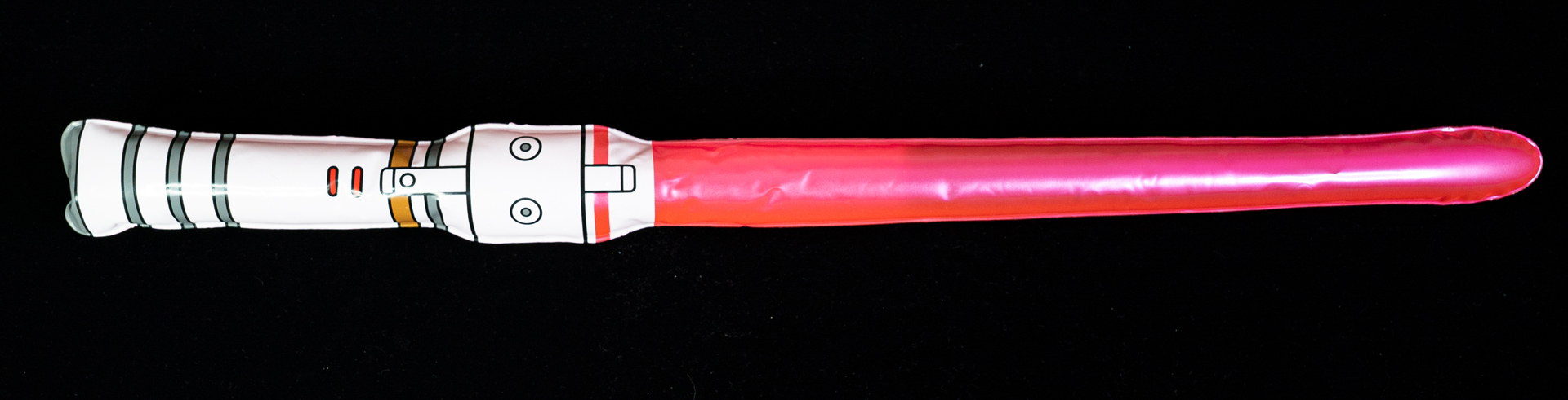 ビーム・サーベルは長さがないので、短剣といった感じ