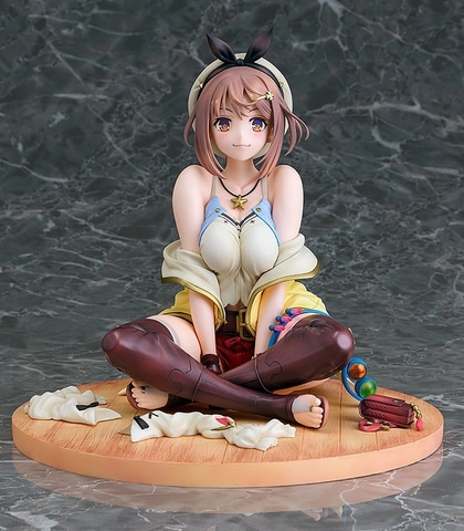 ファット・カンパニー　ライザ　1/6スケールフィギュア ガード緩めのリラックスポーズ！ 「ライザのアトリエ」より