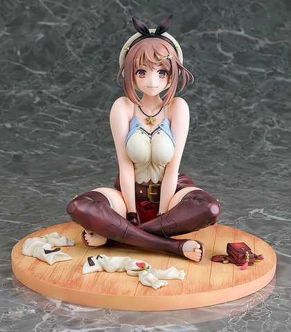 ライザのアトリエ ライザ 座りポーズ フィギュア 1/8スケール ライザのアトリエ ライザ 座りポーズ フィギュア 1/8スケール