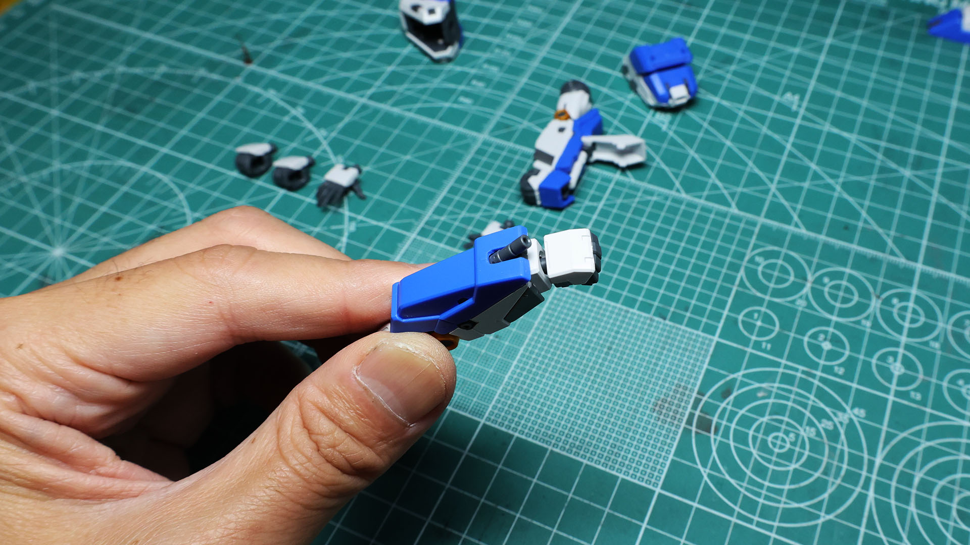 ビーム・ガンの伸縮はこのとおり。簡単な構造でこの表現力！