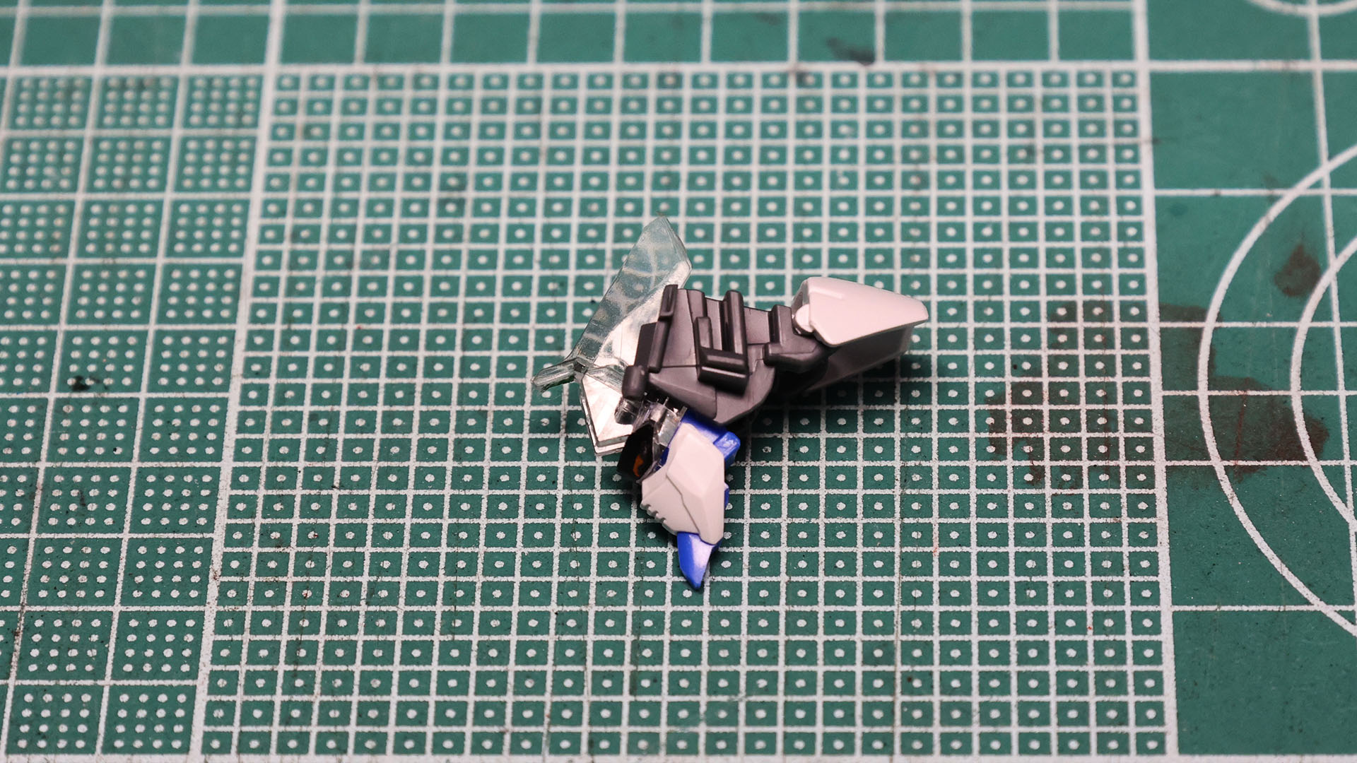 フレームにはバルカンとエアダクトのモールドがあります