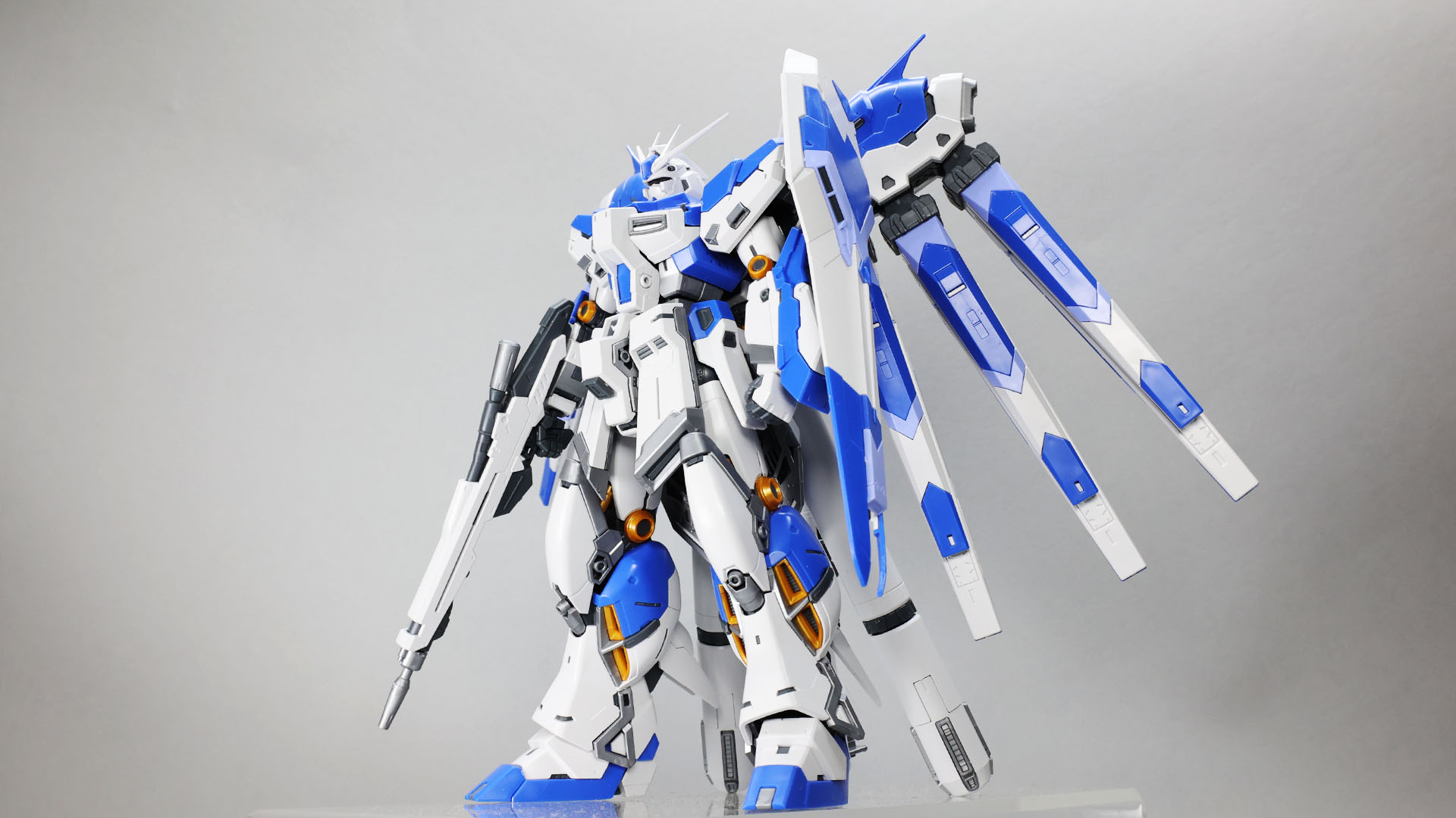 さすがにちょっとテールヘビーですのでプロペラントタンクやスタンドで姿勢を調整してやりましょう