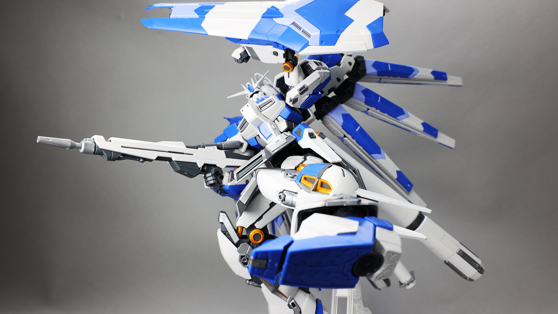 ケレンミあふれるポージングが可能！これはがしがし遊べそうです