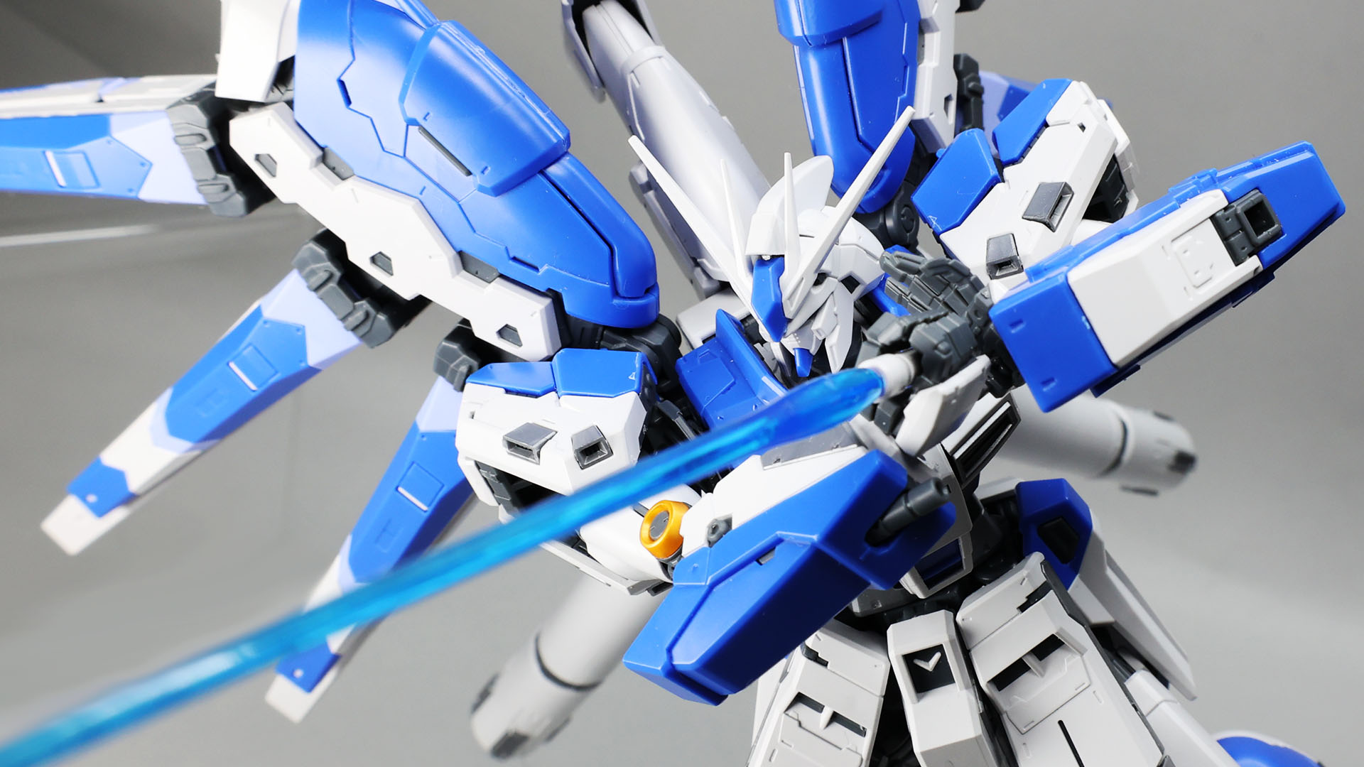 ケレンミあふれるポージングが可能！これはがしがし遊べそうです