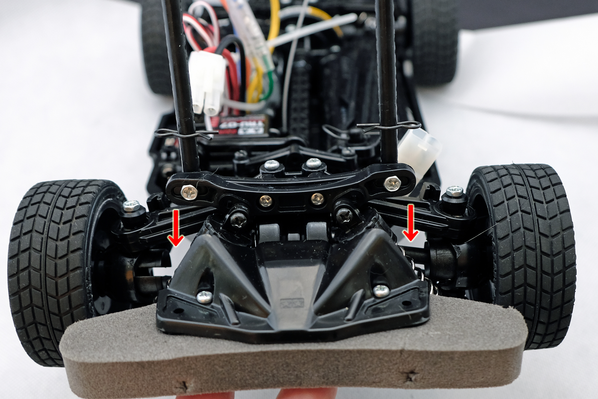 ↓で示したのがシャフト部分。向かって左が抜け落ちてしまっている