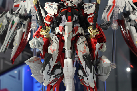 メタルビルド　ガンダムアストレイ　レッドドラゴニクス　カレトヴルッフ×3 付き レビュー】「METAL BUILD ガンダムアストレイ レッドドラゴ
