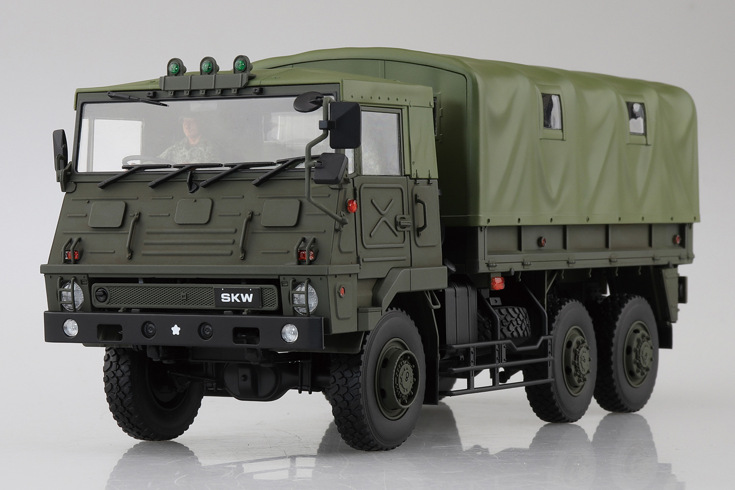 73式大型トラック(SKW-464) 価格：7,480円（税込）