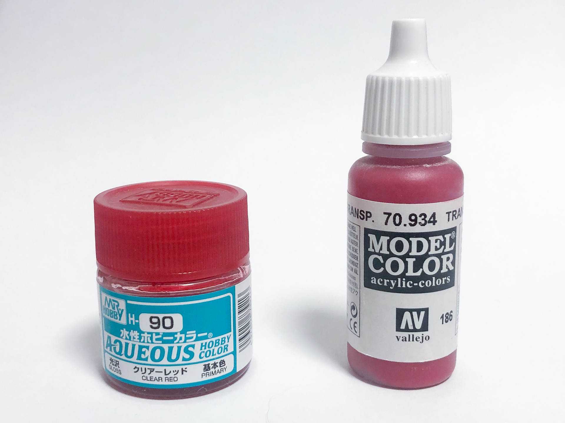 近年、種類も拡充されてきた「水性塗料」