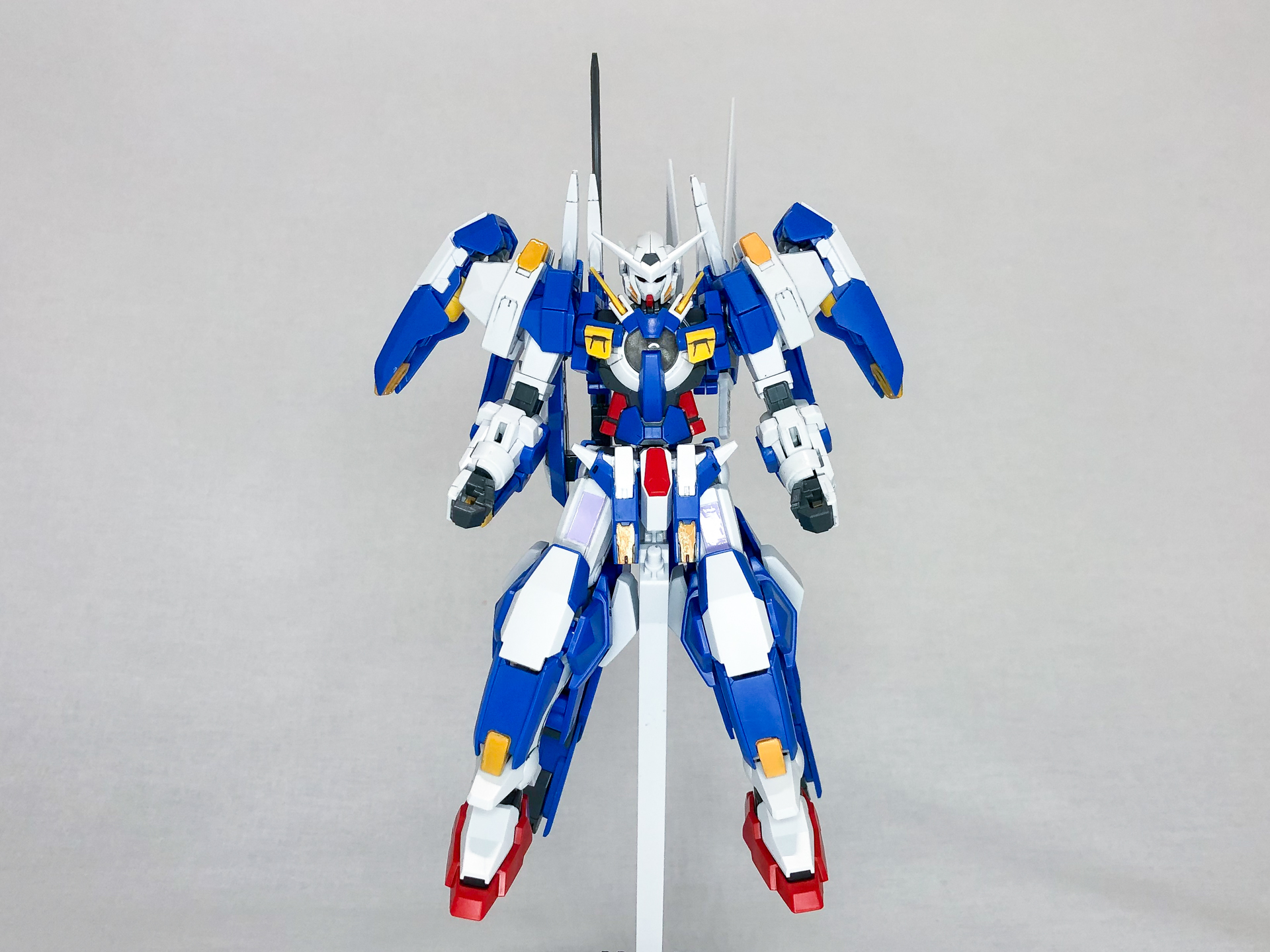 素立ちの状態で見てみると全体的に色数が増えて情報量が多くなったことが分かると思います。