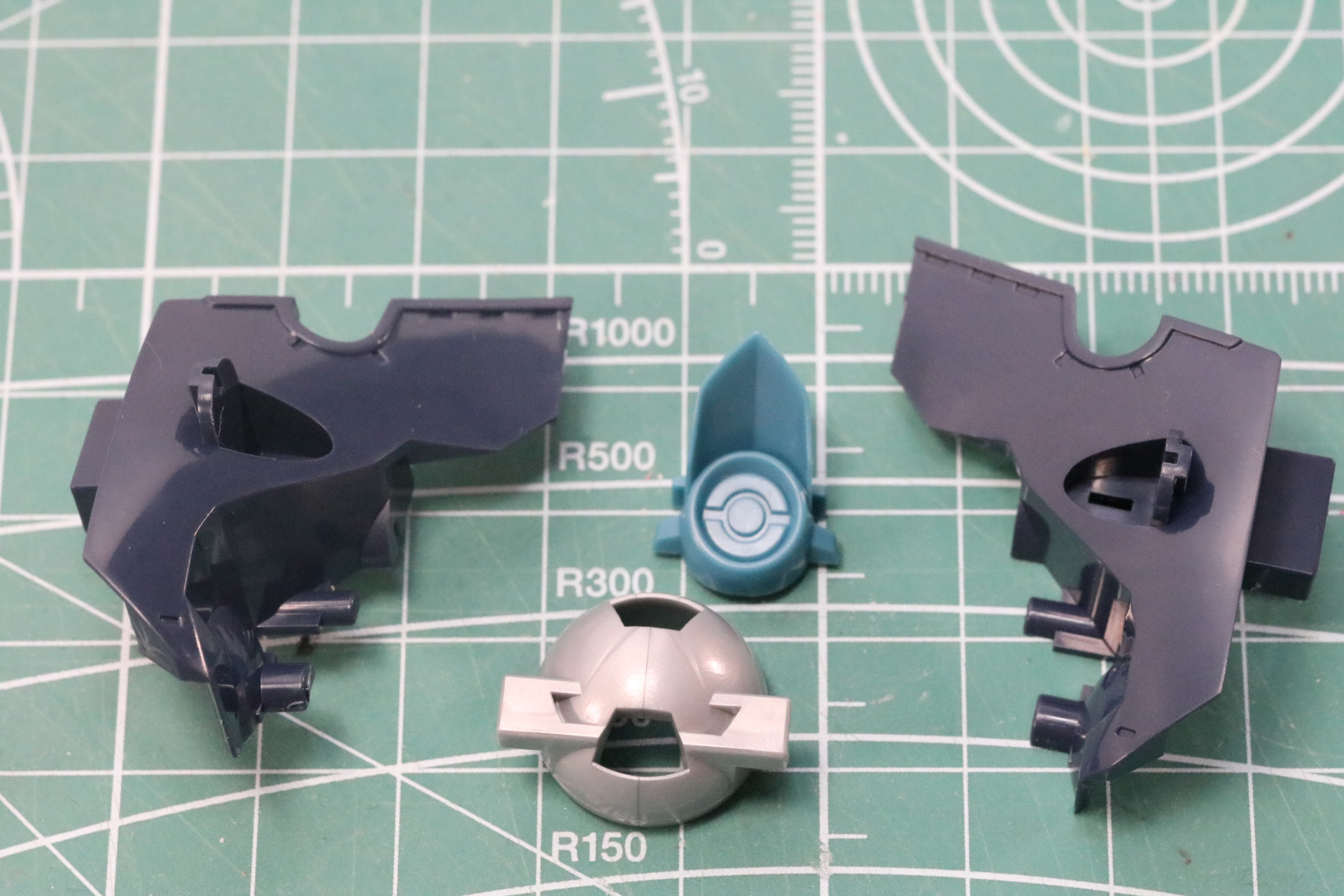 コアとなる「グレンラガン」が造形されている。