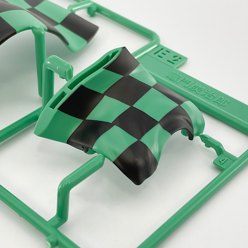 特徴的な緑と黒のツートンがパッケージの状態で再現済みとなっている