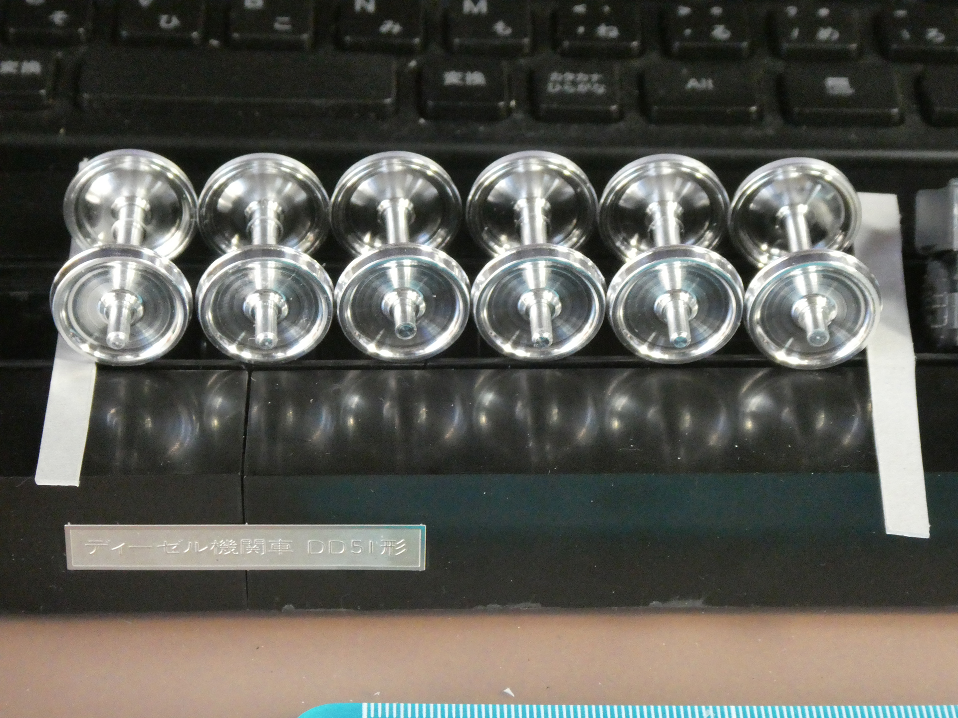 車両工場の片隅にこんな風景があった