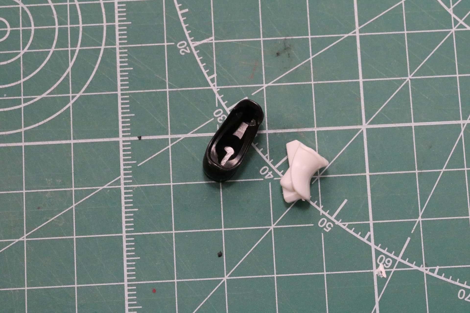 靴はつま先が丸い可愛らしいデザイン