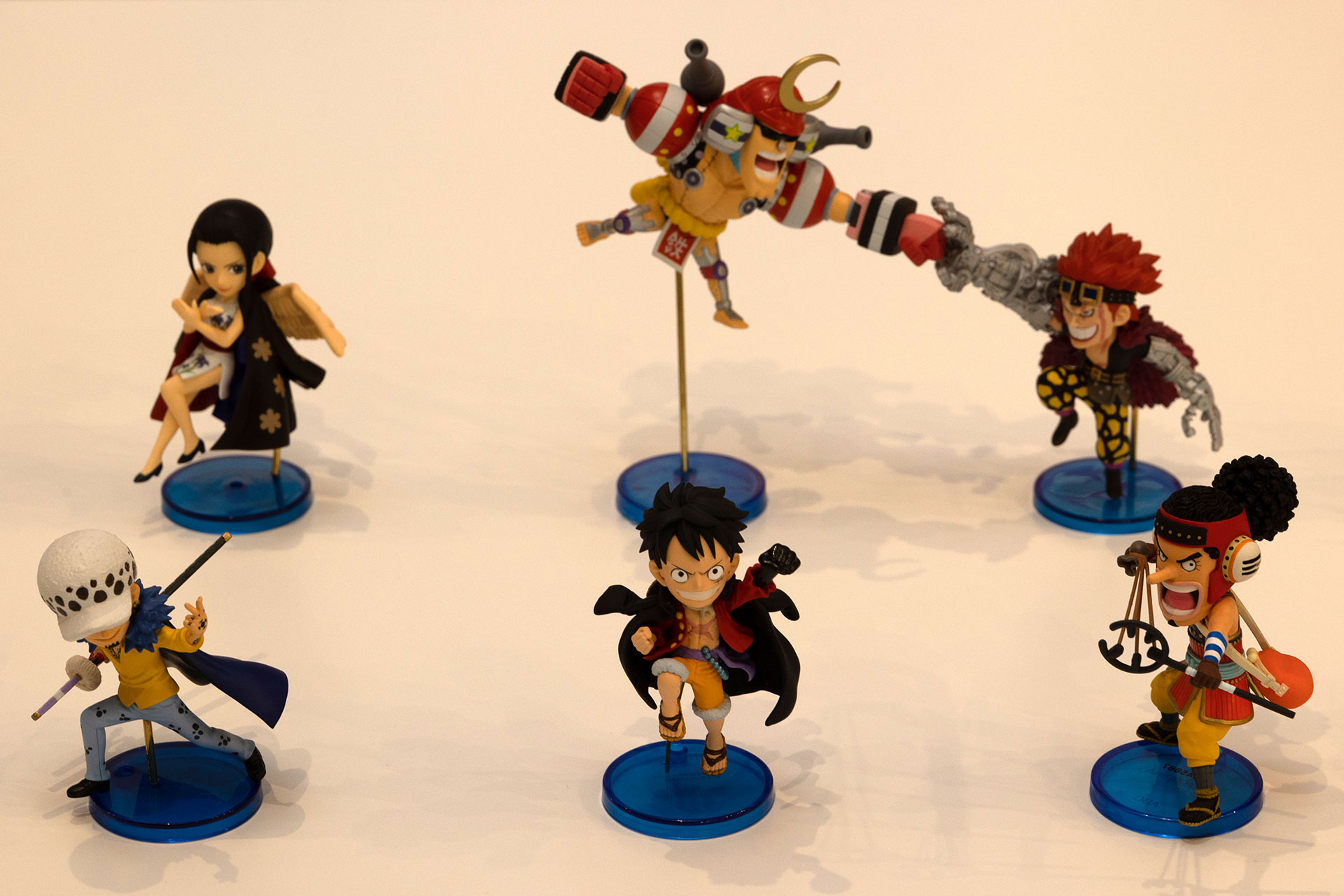 2021年11月発売の6種。