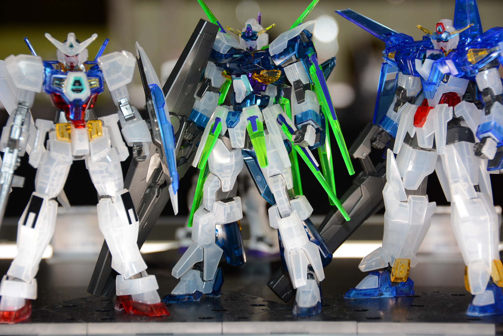 「HG 1/144 ガンダムAGE-FX」